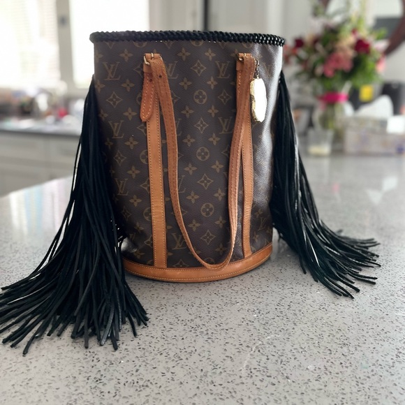 Louis Vuitton unique and customized by Vintage Boho Bags on Instagram. - Picture 2 of 10